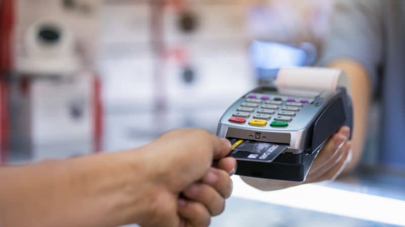 Benefits of debit or credit Card Machines for Small Businesses
